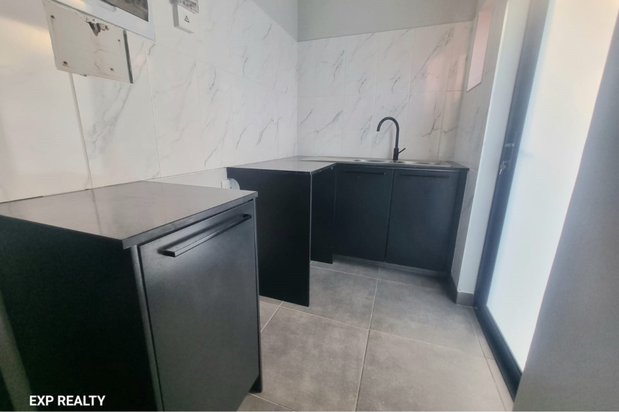 4 Bedroom Property for Sale in Beacon Bay Eastern Cape